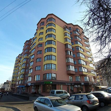 Новобудова Центр Apartman Luck Kültér fotó