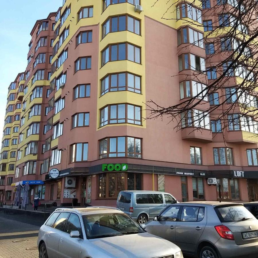 Новобудова Центр Apartman Luck Kültér fotó