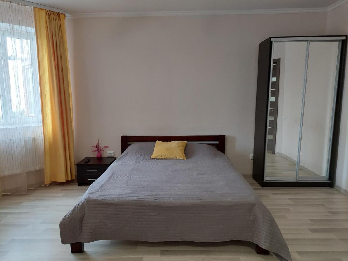 Новобудова Центр Apartman Luck Kültér fotó
