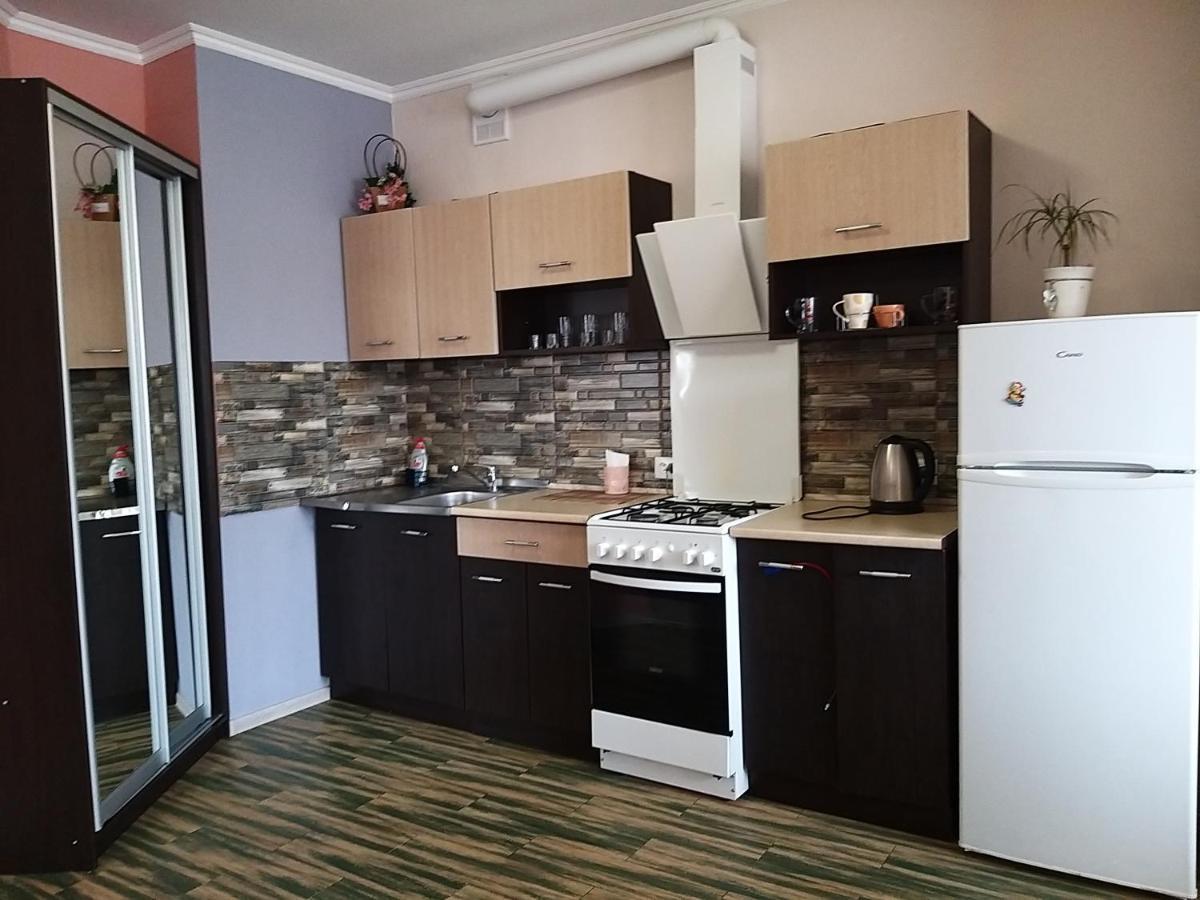 Новобудова Центр Apartman Luck Kültér fotó