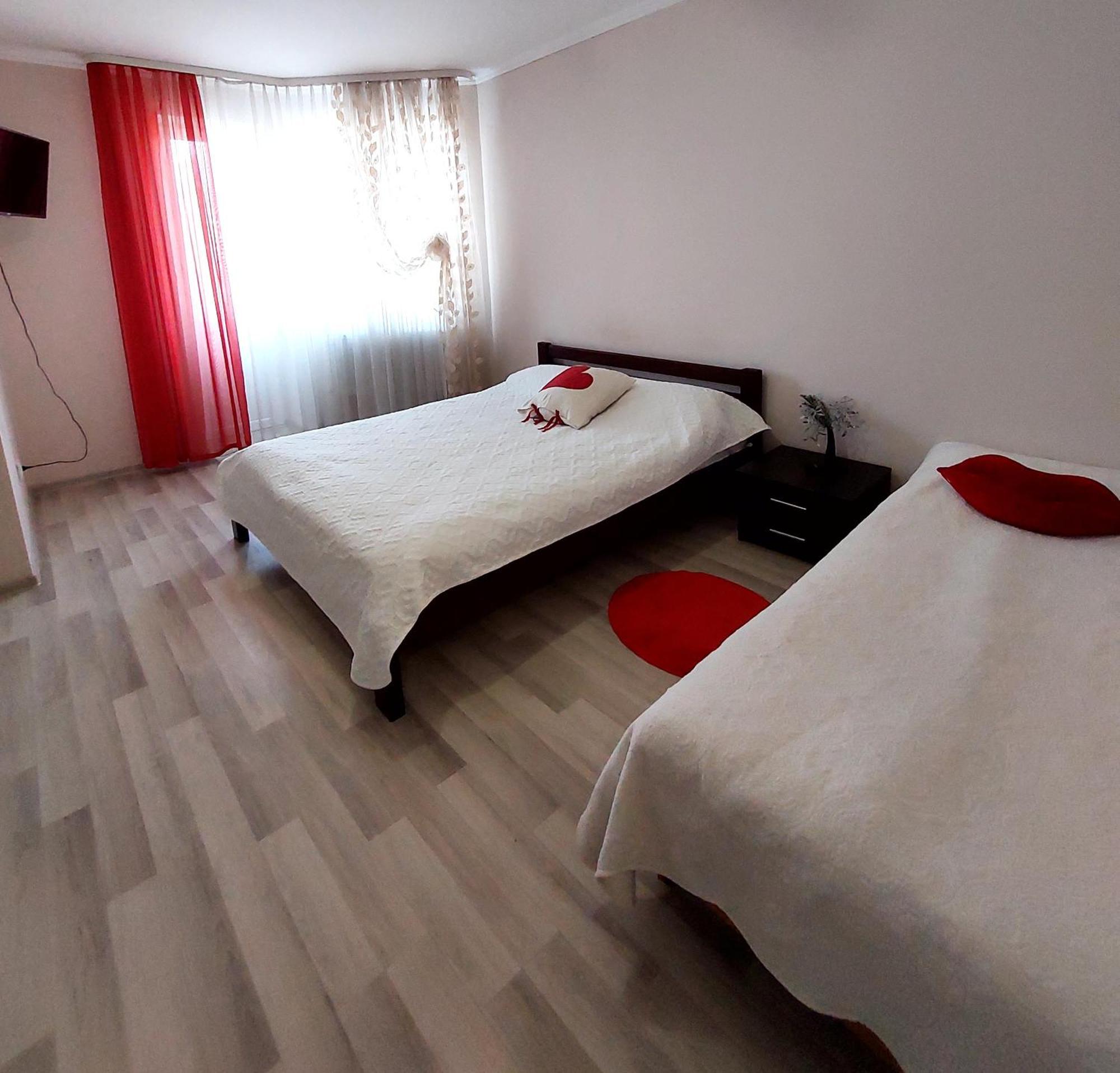 Новобудова Центр Apartman Luck Kültér fotó